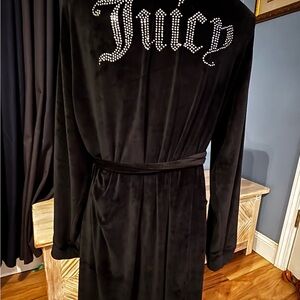 Juicy Couture Robe